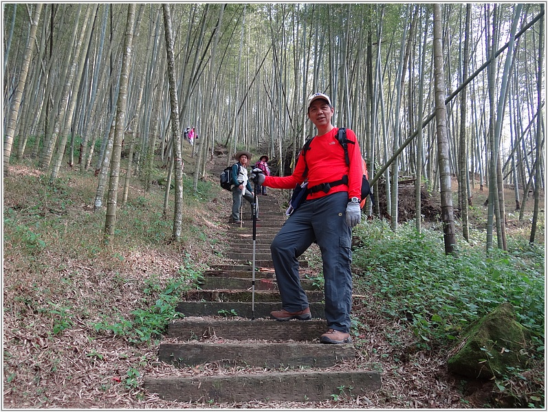 2015-02-07 15-07-47登山口快到了.JPG